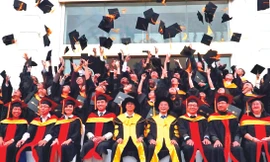 Thêm trí thức để cống hiến cho đất nước - Ảnh: P.V