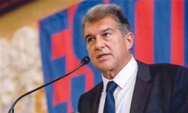 Tân chủ tịch Barcelona Joan Laporta