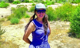 Tác giả tại đồi Mornon Rock (nơi vắng người) trong ngày Quốc khánh Mỹ 4/7/2020