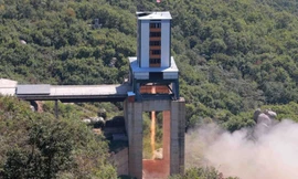 Hình ảnh một vụ thử ở bãi Sohae ảnh: NKNews/KCNA