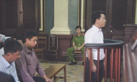 Các bị cáo trong lần xử trước đây Ảnh: Tân Châu 