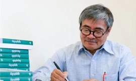 Nguyễn Duy nịnh vợ