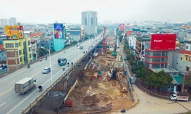 Cận cảnh đại công trường cầu Vĩnh Tuy 2 'nghìn tỷ' vượt sông Hồng