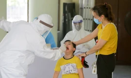 Hà Nội xét nghiệm RT-PCR người về từ Đà Nẵng sau 1 ngày tạm dừng