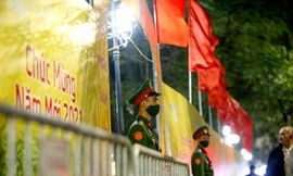 Nhìn gần trận địa pháo hoa cho đêm giao thừa Hà Nội