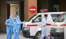 Hà Nội phong toả chung cư hơn 1.000 dân liên quan ca mắc COVID-19