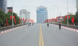 Đường phố Thủ đô thông thoáng ngày đầu đi làm sau Tết