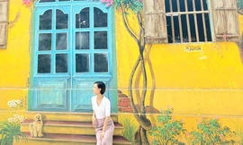 Cận cảnh những tác phẩm bích họa lớn nhất Thủ đô 