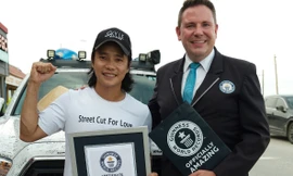 Sky Le lập kỷ lục Guinness sau hành trình vòng quanh thế giới