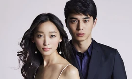 Tài tử 'Death Note' sống trong rừng cùng ba cô gái sau khi phản bội vợ