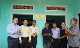 Tặng 11 nhà tình nghĩa tại đất 'lửa' Quế Sơn