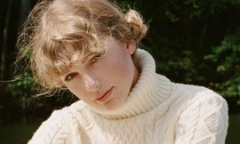 Nhờ album “folklore”, Taylor Swift là nghệ sĩ đầu tiên làm được điều này trong năm 2020