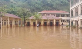 Gần 200 học sinh Sơn La nghỉ học do trường ngập nước