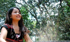 Clâu Lanh - cô gái Cơ Tu với nhiều khát vọng trên ngọn đồi La Ê 