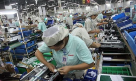 Năm 2020, Việt Nam đã vượt qua nhiều thách thức để đạt được hiệu quả kinh tế cao so với nhiều nước trên thế giới. Ảnh: NHư ý