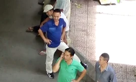 Các “cò” xe ở Bệnh viện Việt Đức