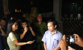 Ông Mai Văn Trinh, Cục trưởng Cục Quản lý chất lượng, Bộ GD&ĐT trao đổi với báo chí lúc 11h đêm ngày 21/7/2018 về những kết quả bước đầu liên quan đến việc xác minh những dấu hiệu nghi vấn điểm thi cao bất thường tại Sơn La