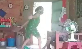 Môi trường giáo dục góp phần quan trọng hình thành nhân cách. (ảnh minh họa) TTXVN