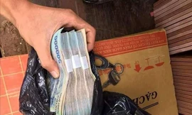 Tiền giả được các chủ shop giới thiệu trên mạng 