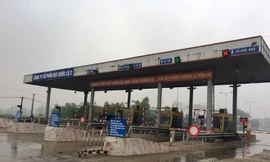 Trạm thu phí BOT Quốc lộ 2 đoạn Nội Bài-Vĩnh Yên. (Ảnh: Việt Hùng/Vietnam+)