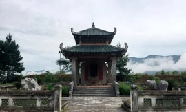 Nhà bia tưởng niệm tại mỏ đồng Sin Quyền 