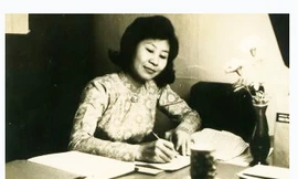 Nguyễn Thị Mỹ Nhung (Tám Thảo) đang làm việc tại phòng cố vấn tình báo Hải quân Mỹ. ảnh: Tư liệu