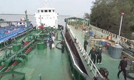 Hành trình triệt phá đường dây làm xăng giả 