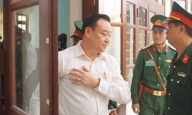 Bị cáo Phùng Danh Thắm tại tòa 