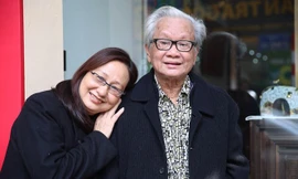 Nhạc sĩ Hồng Đăng: Cả đời lênh đênh và hạnh phúc bên vợ trẻ ở tuổi xế chiều