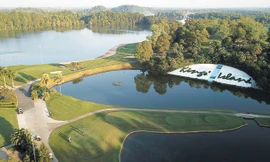 Sân golf Kings Course đã sẵn sàng chào đón 144 golfer tranh tài trong ngày hôm nay. Ảnh MẠNH THẮNG