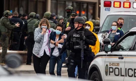 Liên tiếp xảy ra xả súng khiến nhiều người chết ở Mỹ