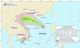 Áp thấp nhiệt đới nguy cơ thành bão trên biển Ðông
