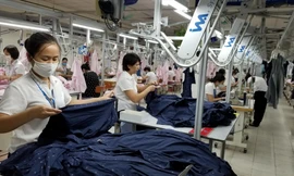 Gói hỗ trợ NLĐ bị mất việc làm sẽ được Ủy ban Thường vụ Quốc hội xem xét quyết định trong tuần này. Ảnh: Phạm Thanh 