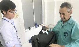 Chuyến 'chu du tình người' của Richard Lerea