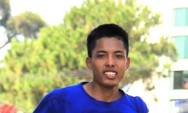 VĐV Thun tập luyện tại Quảng trường Đại Đoàn Kết