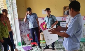 Động đất làm rơi trần thạch cao tại một trường mẫu giáo ở Mường Tè. Ảnh: Laichau.gov.vn 