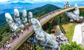 Khách du lịch nội địa tiếp tục hưởng ưu đãi lớn trong dịp Tết Nguyên đán. Ảnh: Kỳ Sơn