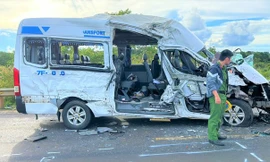 Khởi tố tài xế xe tải vụ tông xe khách khiến 13 người thương vong