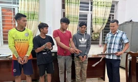 Vụ đập phá xe khách ở Đắk Lắk: Lý do nhậu say