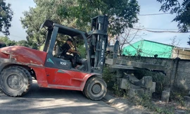 Doanh nghiệp ở Đắk Lắk thu gom ống cống sau nhiều năm chiếm vỉa hè