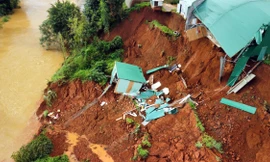 Sạt lở nghiêm trọng ở đường tránh thành phố Gia Nghĩa