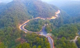 Khám phá tuyến đèo đẹp và hiểm trở ở Lâm Đồng trước ngày thông xe