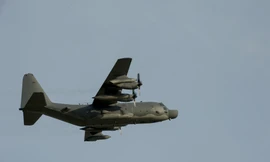 'Ngựa thồ' C-130 của Mỹ gặp vấn đề sau tai nạn chết người