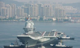 Tàu Type 001A rời cảng Đại Liên hôm thứ Năm tuần trước để đi biển thử nghiệm