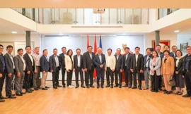 Lãnh đạo tỉnh Bình Định sang Hà Lan xúc tiến đầu tư