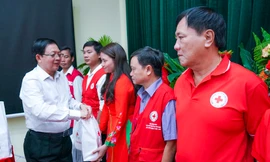 Bình Định biểu dương cá nhân có thành tích tiêu biểu phong trào ‘Người tốt, việc thiện’