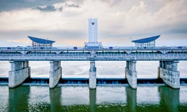 Độc đáo những chiếc lá trên đập dâng hơn 750 tỷ đồng bắc qua sông Kôn