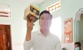 'Sơn đông mãi võ' vào nhà dân quảng cáo bán thuốc trị hậu COVID-19