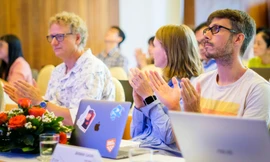 Hơn 40 nhà khoa học dự Trường học Việt Nam về quan sát Trái đất ở Quy Nhơn