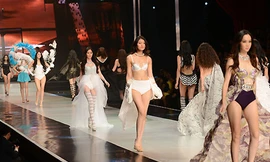 Đêm hội chân dài 7: Phạt Cty trước, người mẫu tính sau